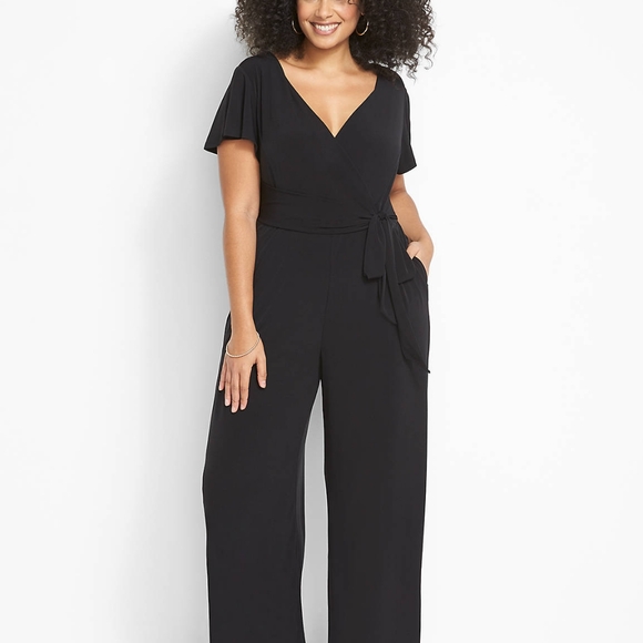 Forest green Jumpsuit, wrap top, flutter sleeves, deep vee neck - Picture 2 of 4